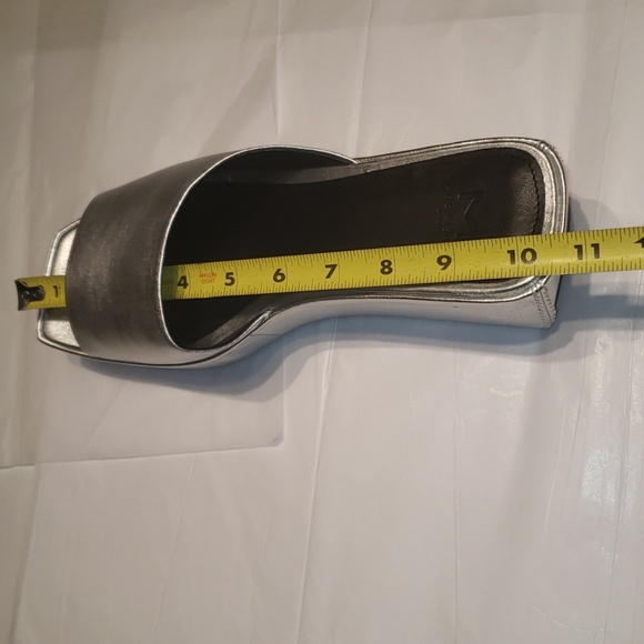 Marc Fisher New YAILYN Platform Slide Sandal Mule Leather Flatforms SILVER Women - Picture 13 of 13